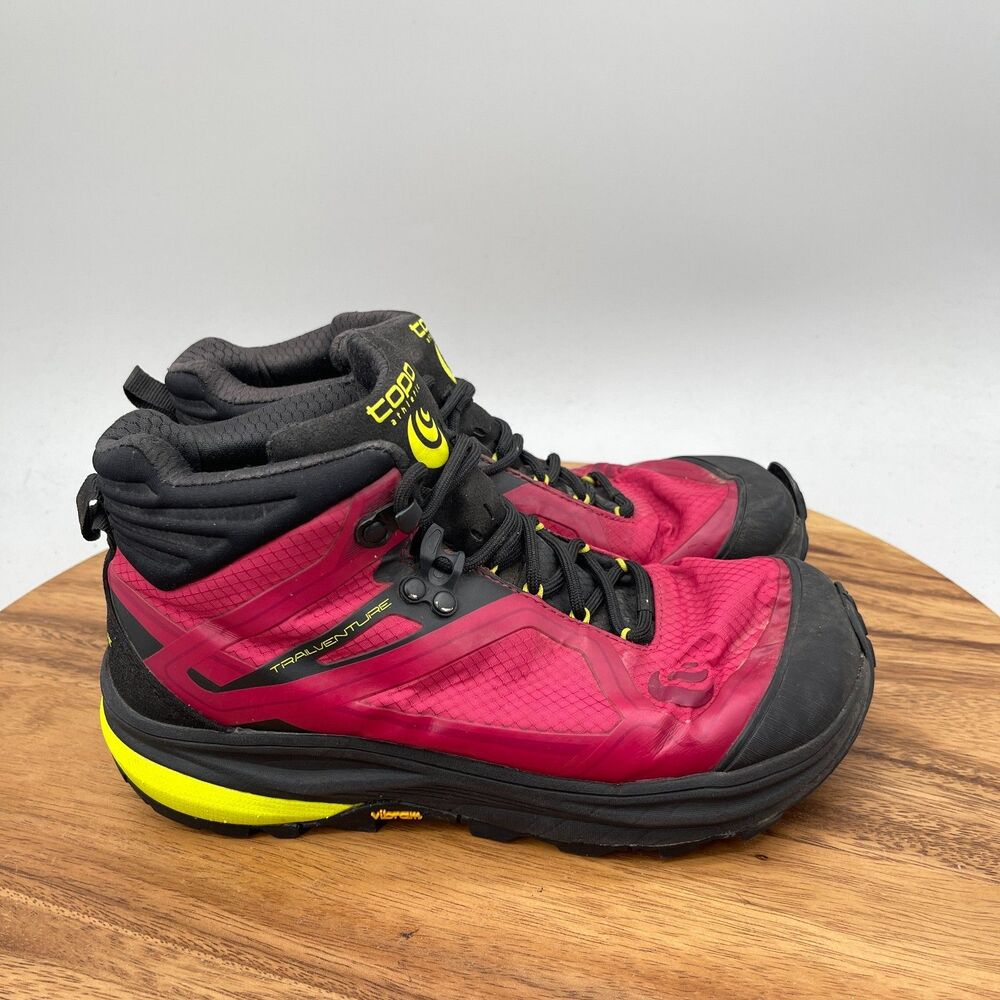 Topo Athletic Trailventure Boots Womens Size 7.5 Raspberry Trail Hiking Walking